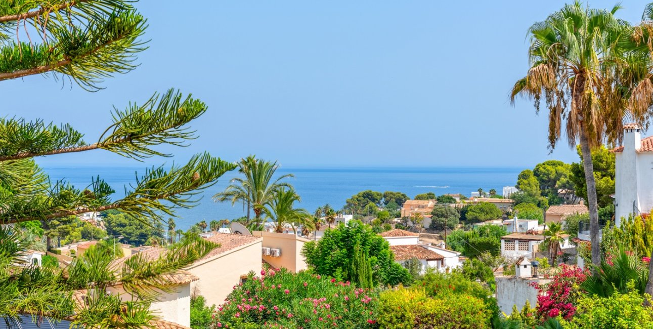 Resale - Villa -
Benissa - Carrio