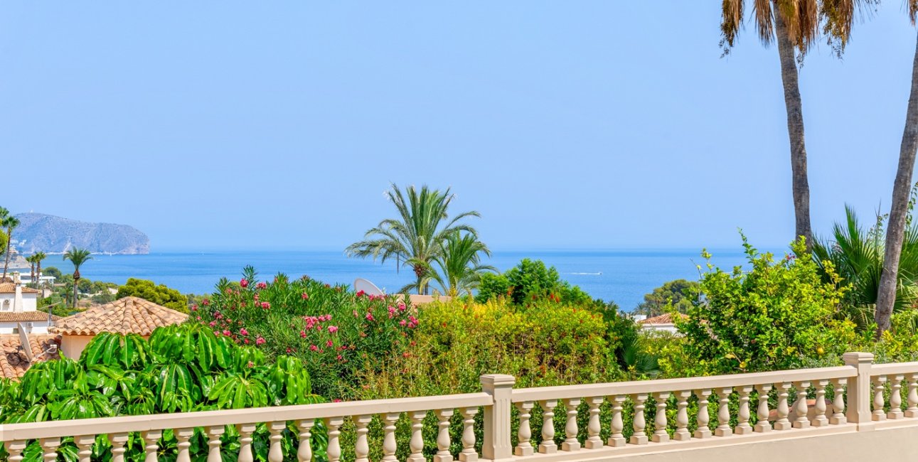 Resale - Villa -
Benissa - Carrio