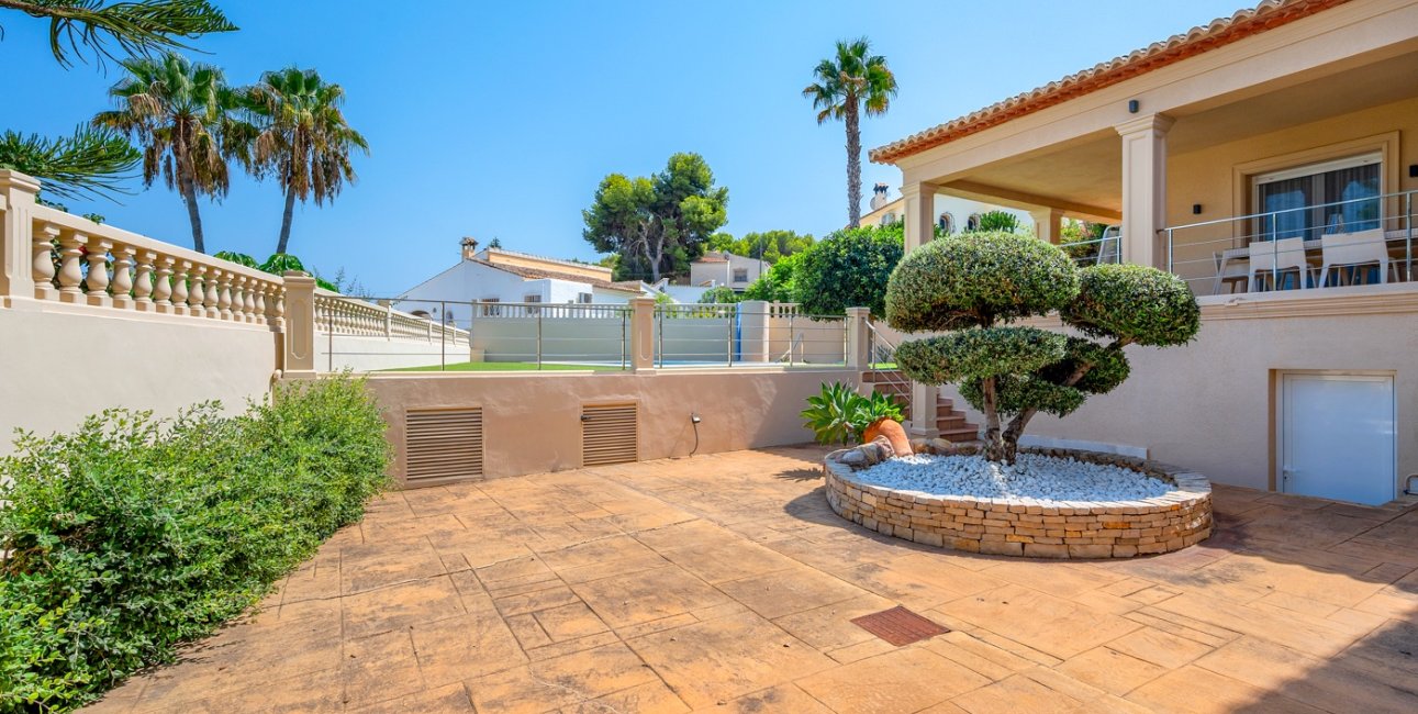Resale - Villa -
Benissa - Carrio