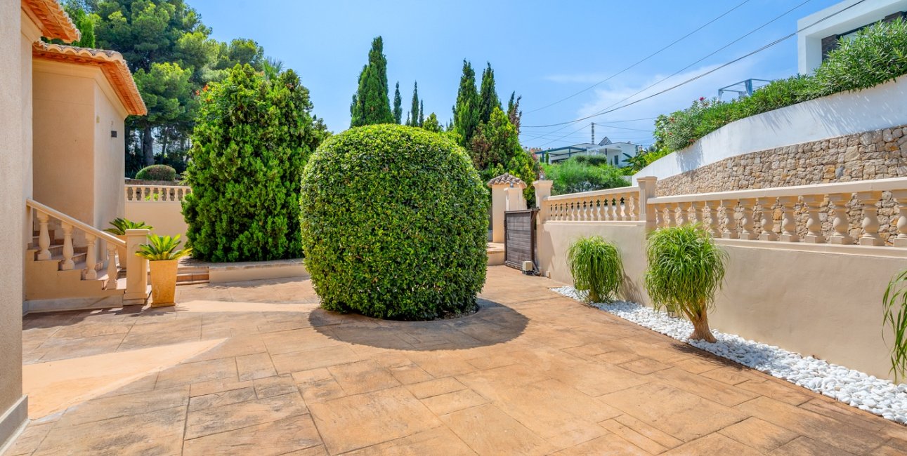 Resale - Villa -
Benissa - Carrio