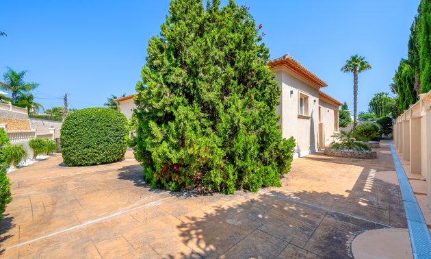 Resale - Villa -
Benissa - Carrio