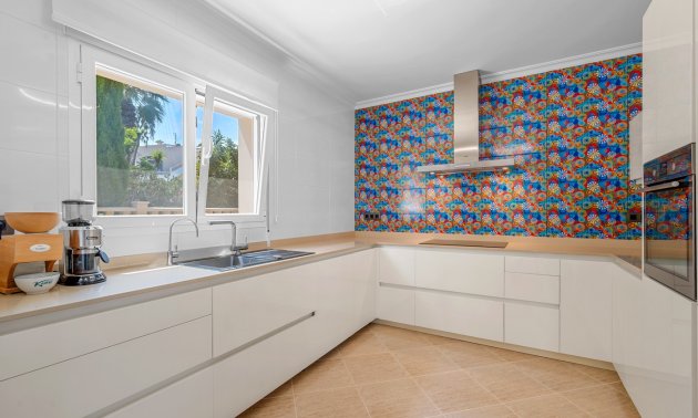 Resale - Villa -
Benissa - Carrio