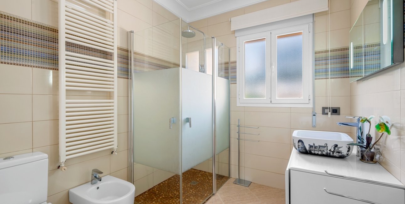 Resale - Villa -
Benissa - Carrio