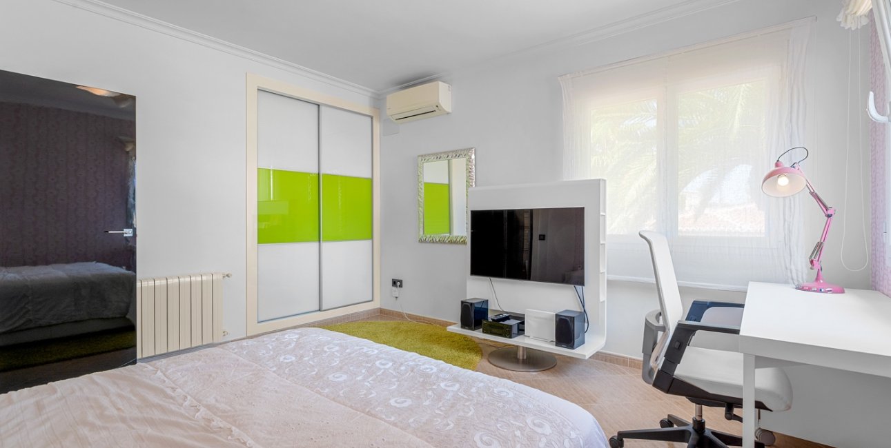 Resale - Villa -
Benissa - Carrio