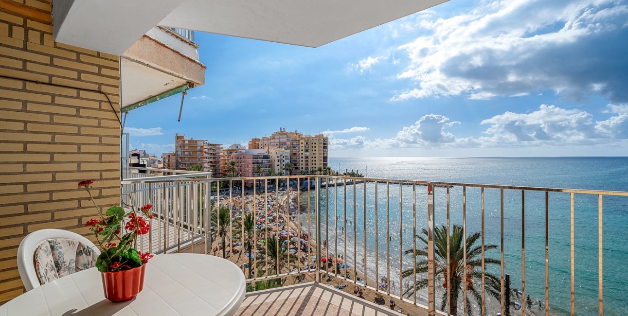 Resale - Apartment / flat -
Torrevieja - Playa Del Cura