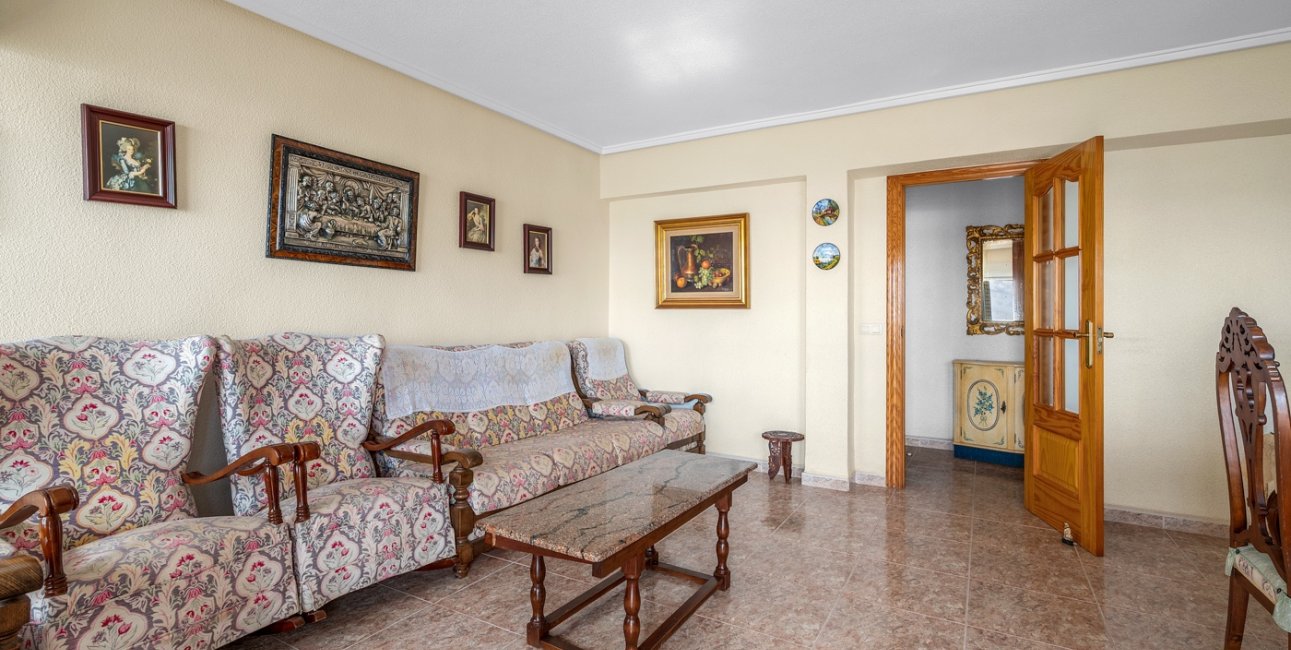 Resale - Apartment / flat -
Torrevieja - Playa Del Cura