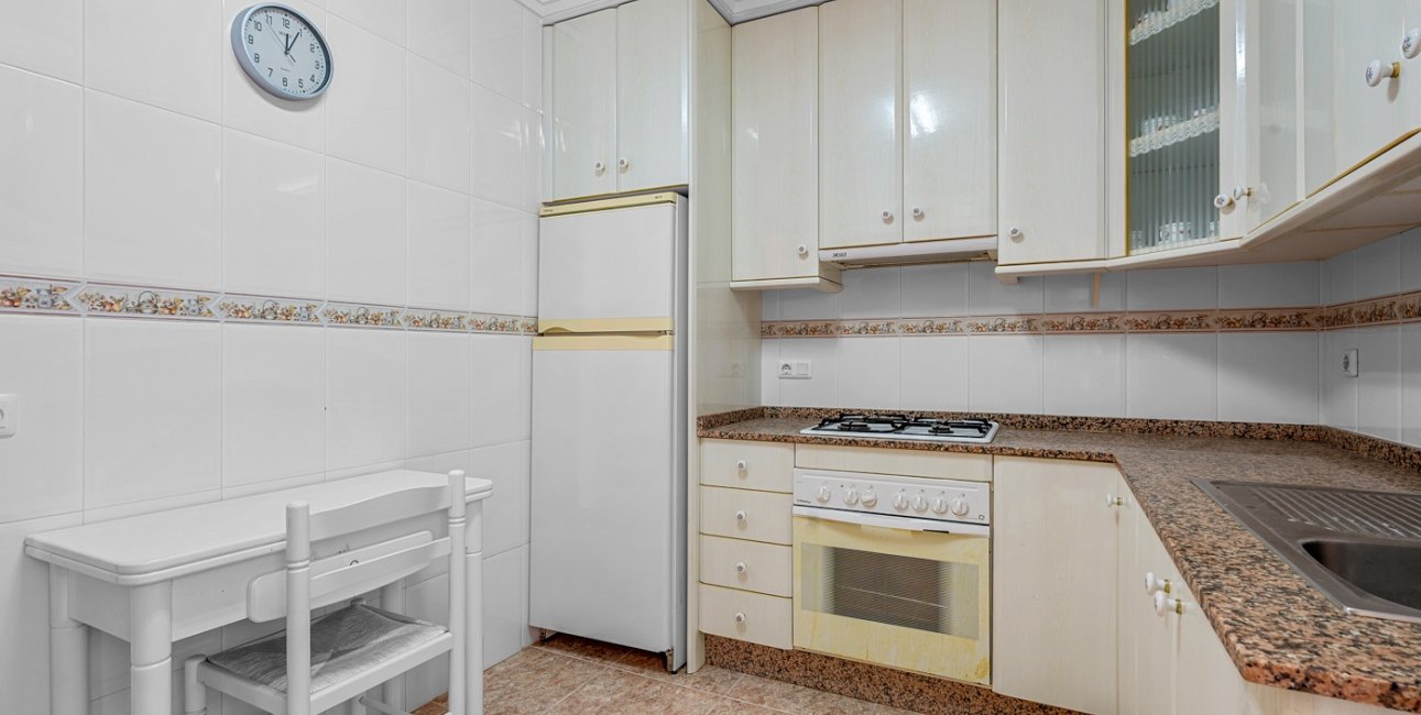 Resale - Apartment / flat -
Torrevieja - Playa Del Cura