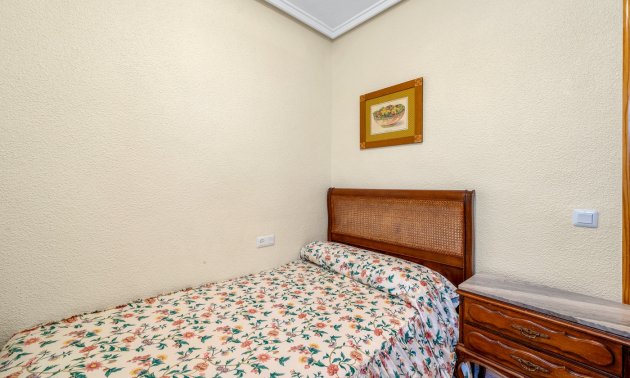 Resale - Apartment / flat -
Torrevieja - Playa Del Cura