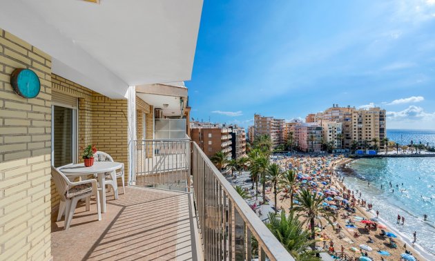 Resale - Apartment / flat -
Torrevieja - Playa Del Cura