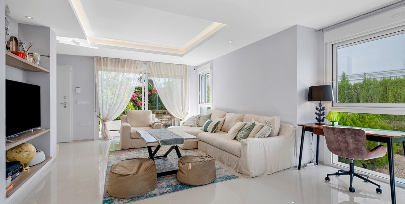 Rynek wtórny - Dom Szeregowy -
Ciudad Quesada - Doña Pepa