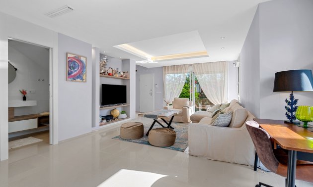 Rynek wtórny - Dom Szeregowy -
Ciudad Quesada - Doña Pepa