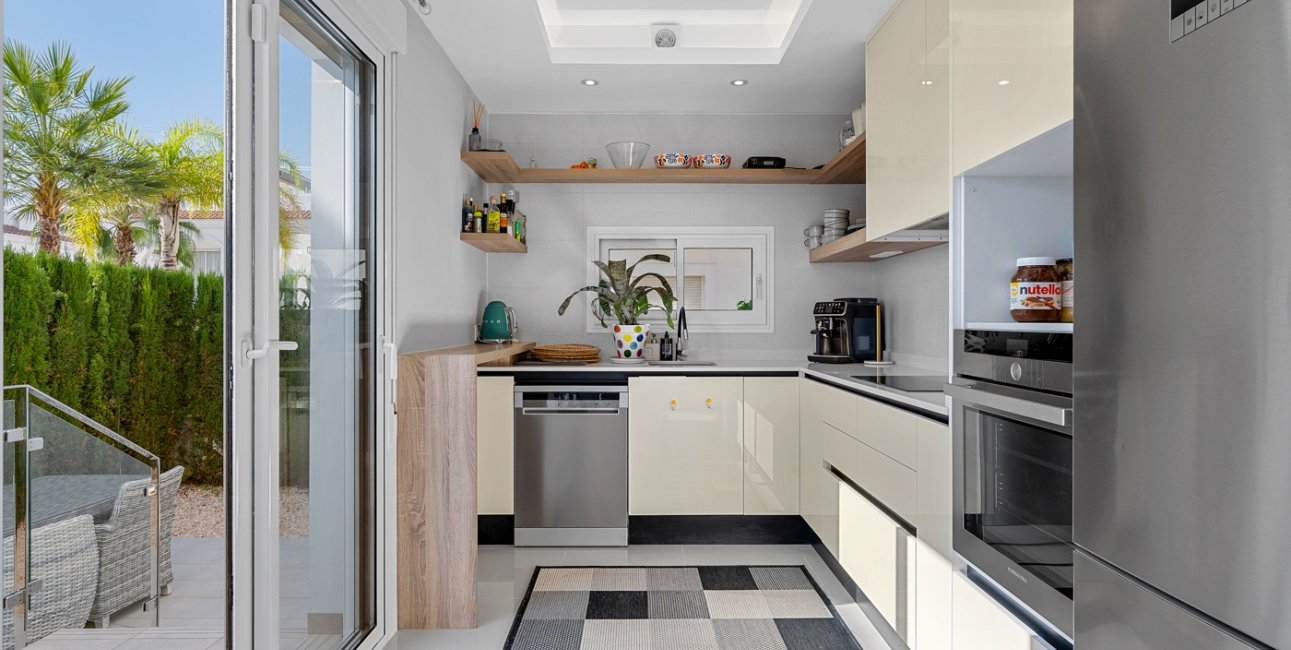 Rynek wtórny - Dom Szeregowy -
Ciudad Quesada - Doña Pepa