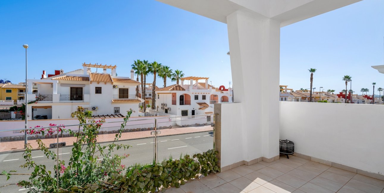 Rynek wtórny - Dom Szeregowy -
Ciudad Quesada - Doña Pepa