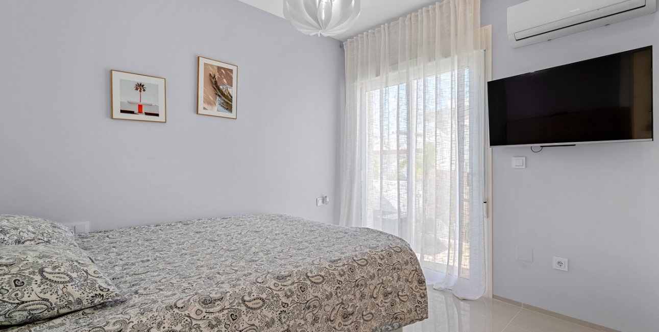 Rynek wtórny - Dom Szeregowy -
Ciudad Quesada - Doña Pepa