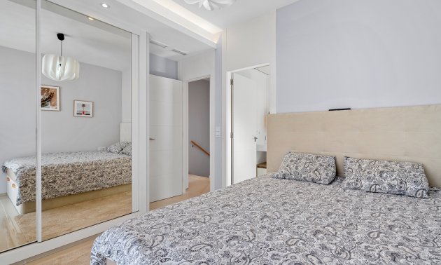 Rynek wtórny - Dom Szeregowy -
Ciudad Quesada - Doña Pepa