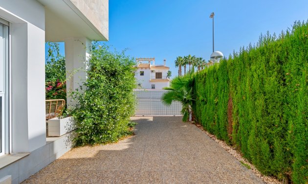 Rynek wtórny - Dom Szeregowy -
Ciudad Quesada - Doña Pepa