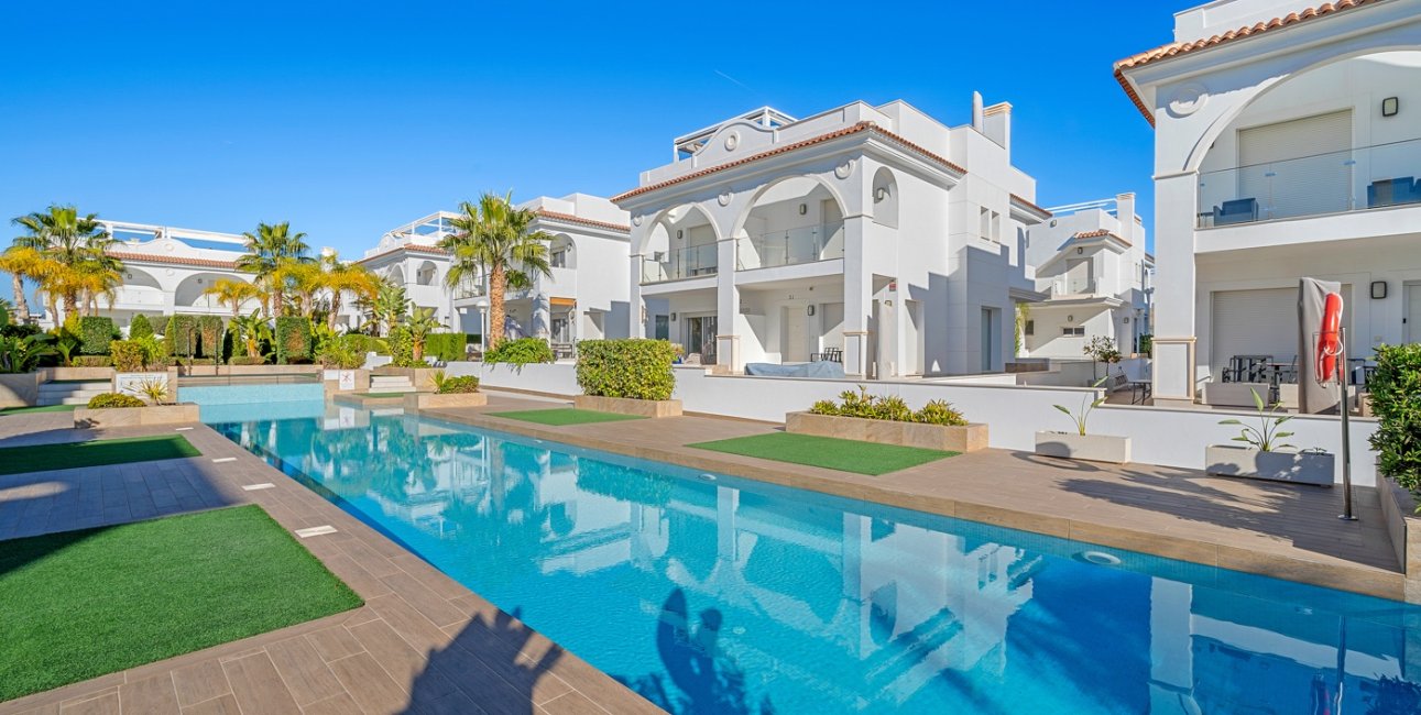 Rynek wtórny - Dom Szeregowy -
Ciudad Quesada - Doña Pepa