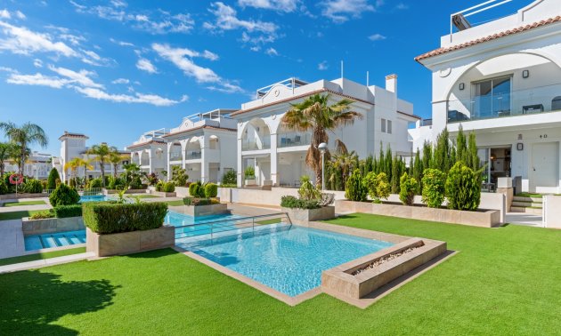 Rynek wtórny - Dom Szeregowy -
Ciudad Quesada - Doña Pepa