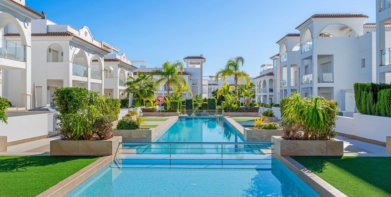 Rynek wtórny - Dom Szeregowy -
Ciudad Quesada - Doña Pepa