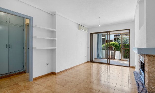 Reventa - Apartamento / piso -
Altea - Altea - Town