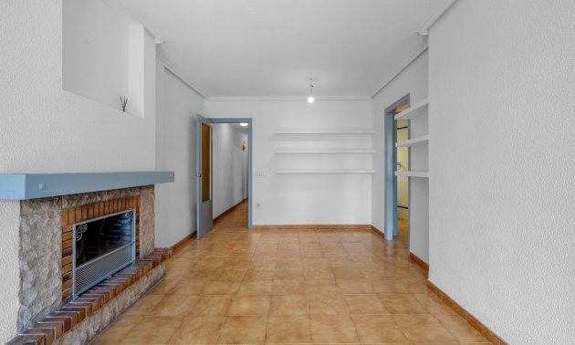 Reventa - Apartamento / piso -
Altea - Altea - Town