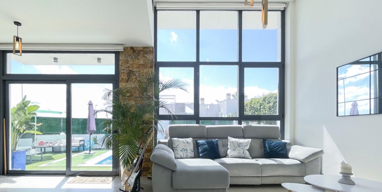 Resale - Villa -
Ciudad Quesada - La Laguna