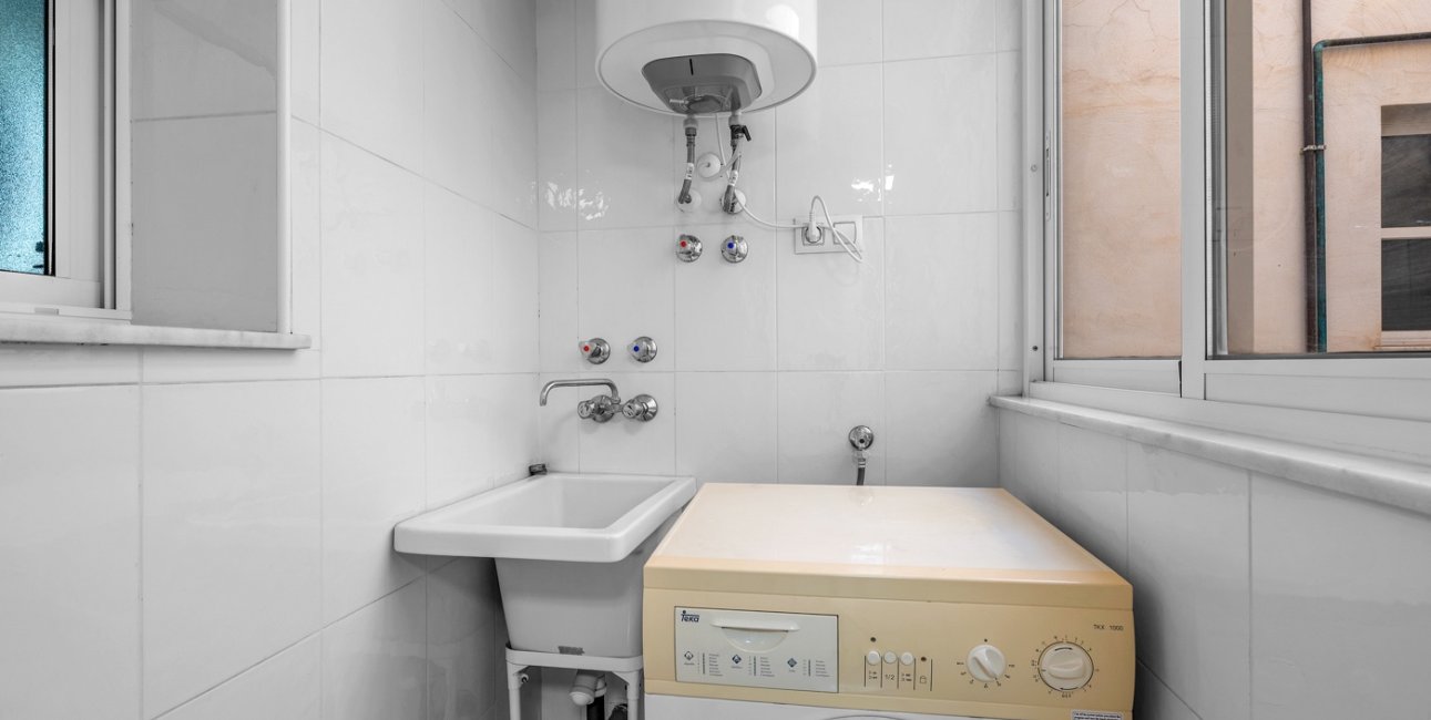 Resale - Apartment / flat -
Torrevieja - Torrevieja - Centre