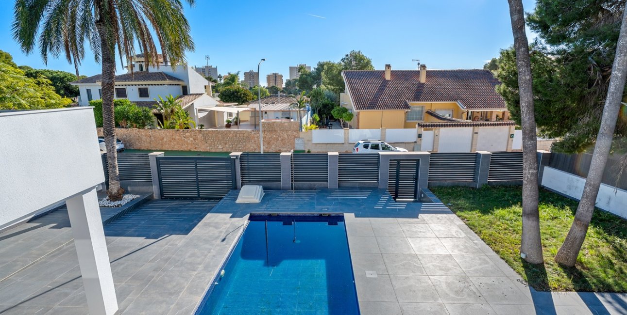 Rynek wtórny - Willa -
Orihuela Costa - Dehesa de Campoamor