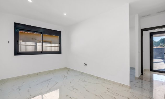 Rynek wtórny - Willa -
Orihuela Costa - Dehesa de Campoamor