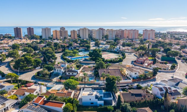 Rynek wtórny - Willa -
Orihuela Costa - Dehesa de Campoamor