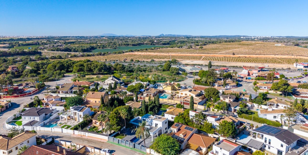 Rynek wtórny - Willa -
Orihuela Costa - Dehesa de Campoamor