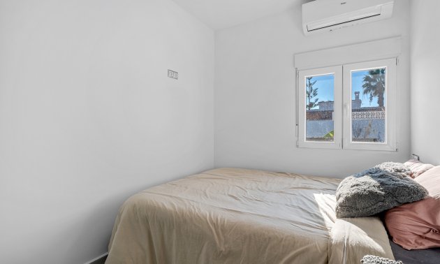 Resale - Villa -
Ciudad Quesada - Ciudad Quesada - Town