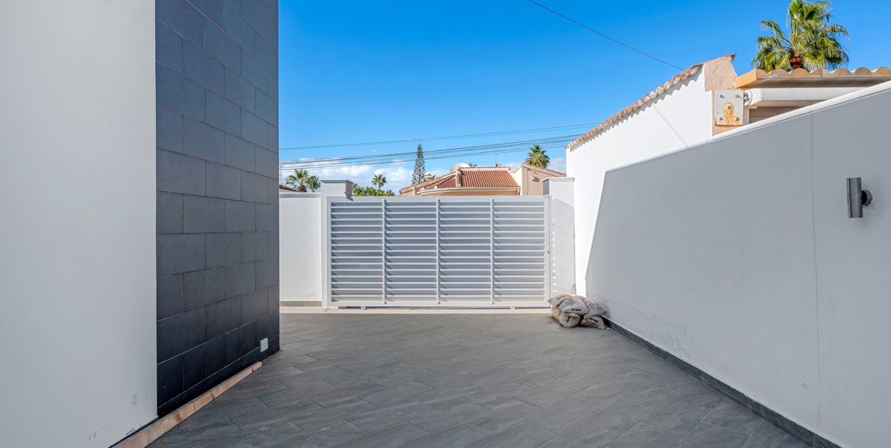 Resale - Villa -
Ciudad Quesada - Ciudad Quesada - Town