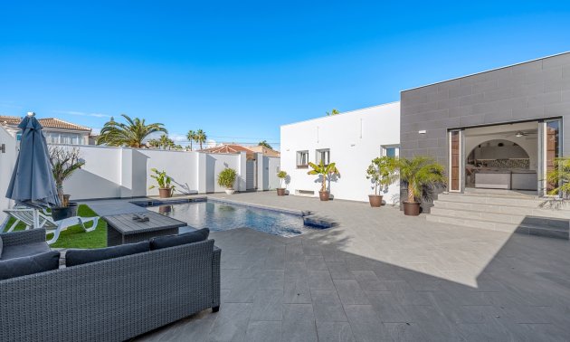 Resale - Villa -
Ciudad Quesada - Ciudad Quesada - Town