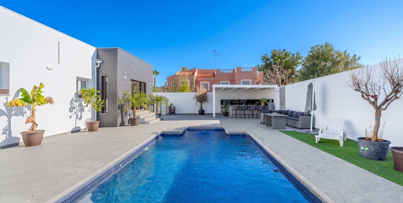 Resale - Villa -
Ciudad Quesada - Ciudad Quesada - Town