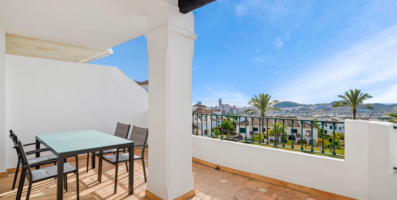 Resale - Apartment / flat -
Finestrat - Sierra Cortina