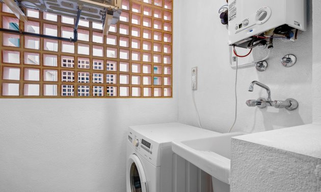 Resale - Apartment / flat -
Finestrat - Sierra Cortina