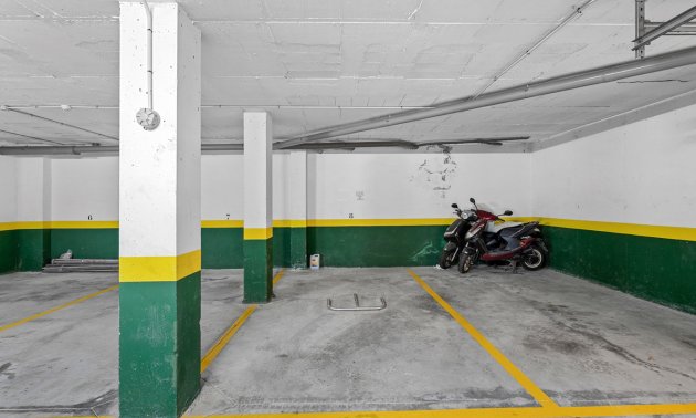 Resale - Apartment / flat -
Finestrat - Sierra Cortina