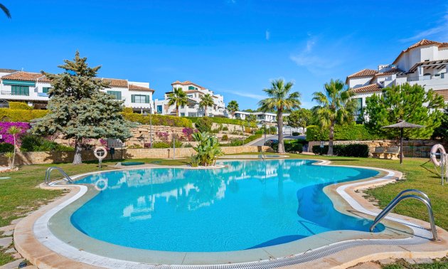 Resale - Apartment / flat -
Finestrat - Sierra Cortina