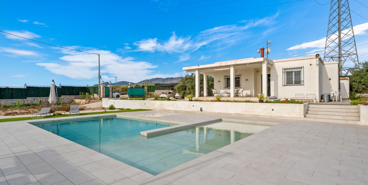 Resale - Country House -
Elche - Elche - Country