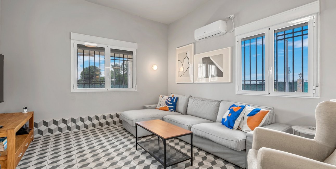 Resale - Country House -
Elche - Elche - Country