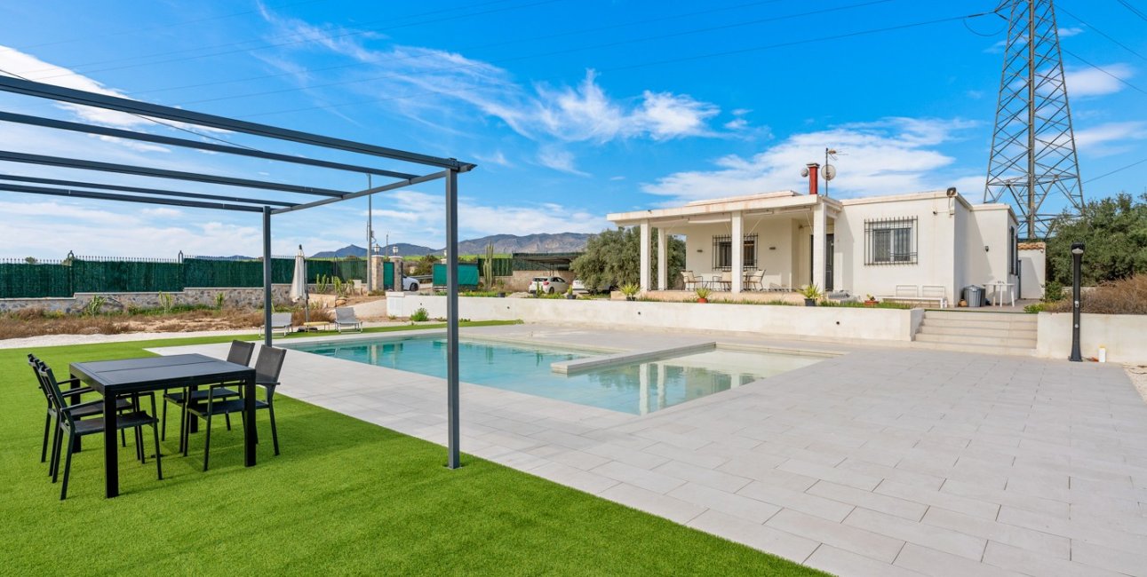 Resale - Country House -
Elche - Elche - Country