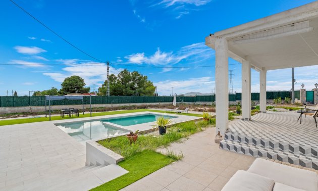 Resale - Country House -
Elche - Elche - Country