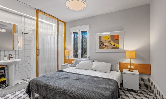 Resale - Country House -
Elche - Elche - Country