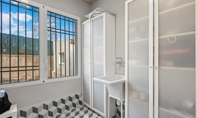 Resale - Country House -
Elche - Elche - Country