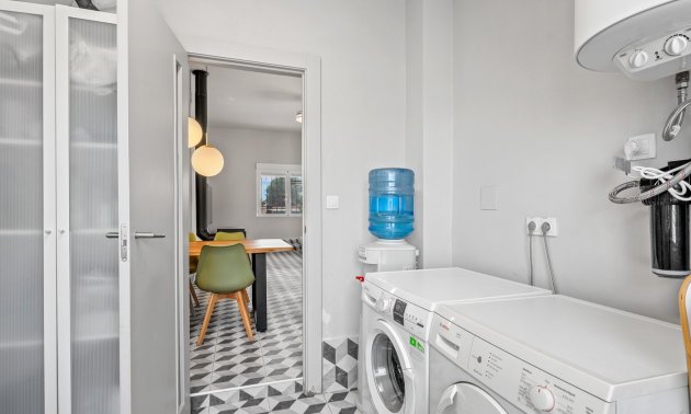 Resale - Country House -
Elche - Elche - Country