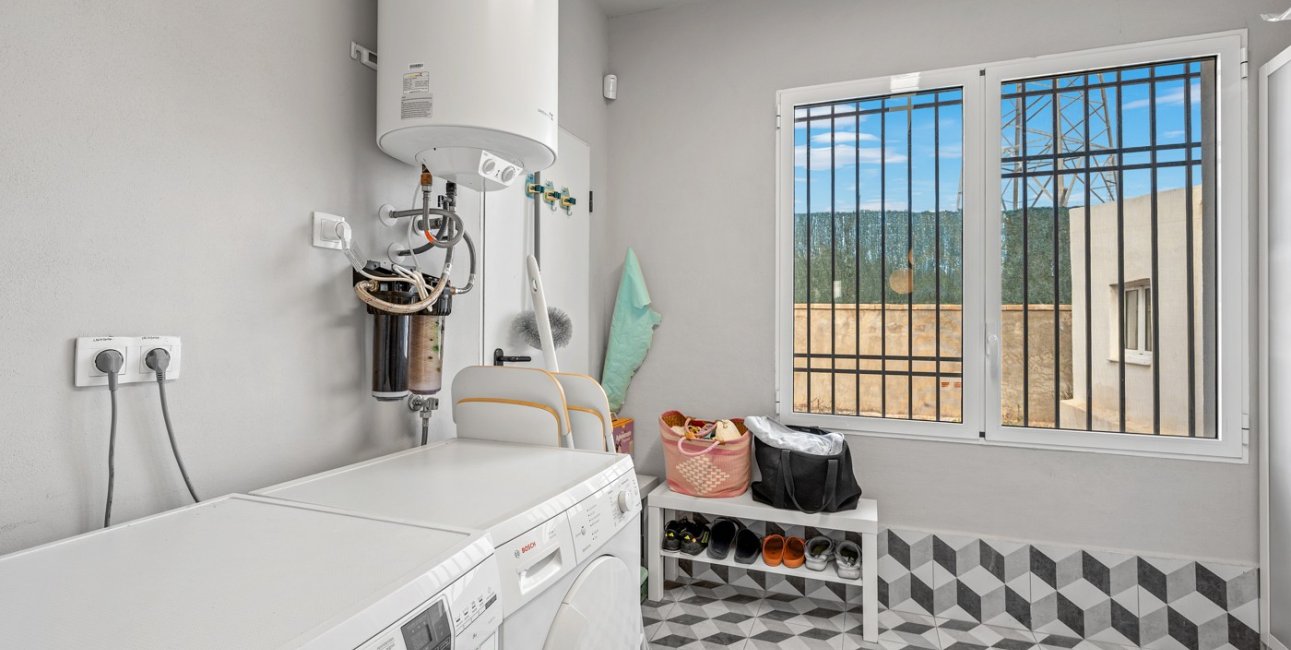 Resale - Country House -
Elche - Elche - Country