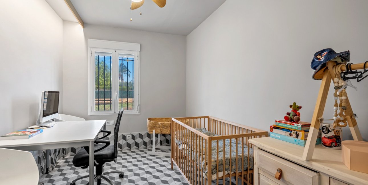 Resale - Country House -
Elche - Elche - Country