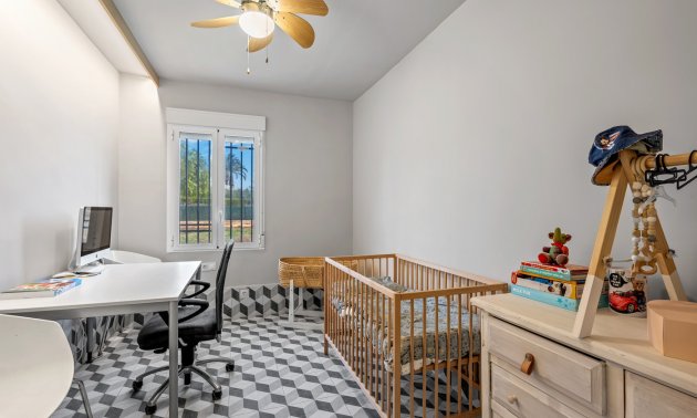 Resale - Country House -
Elche - Elche - Country