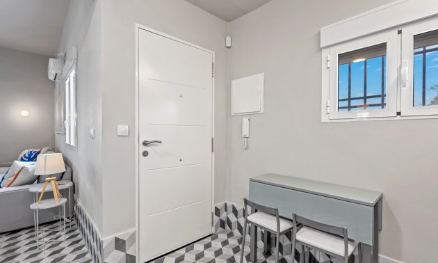 Resale - Country House -
Elche - Elche - Country